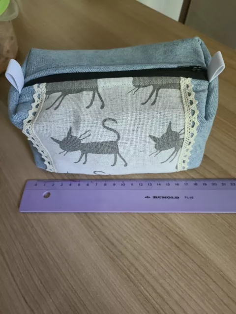 Kulturbeutel / Boxy Bag HANDARBEIT