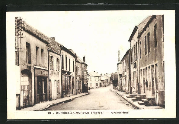 CPA Ouroux-en-Morvan, Grande-Rue