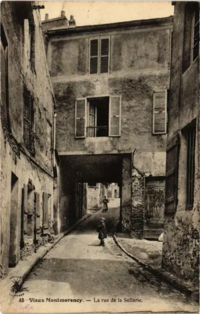CPA Vieux MONTMORENCY - La rue de la Sellerie (107176)