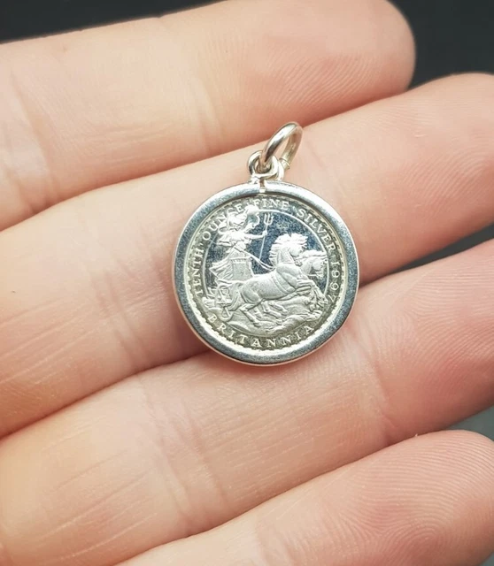 1997 Fine .999 Solid Silver Coin Pendant. FreeUKP&P .🇬🇧 Britannia. English.