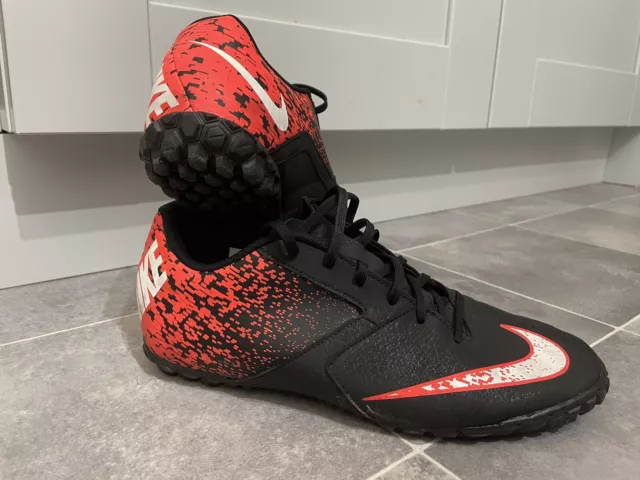 Nike deals bomba turf