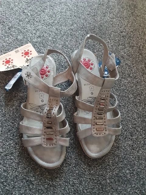 LOVELY PAVERS RELIFE Ladies Sandals Size 5 G New With Tags 18.00 PicClick UK