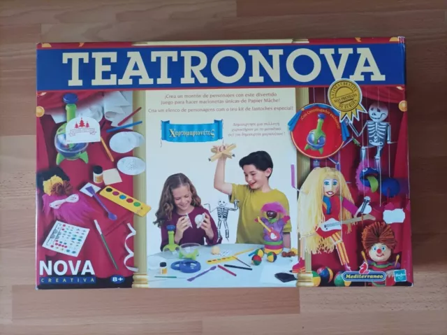 Juego Mesa Educativo Teatronova  Juegos Mediterraneo Hasbro  Año 1999. Nuevo