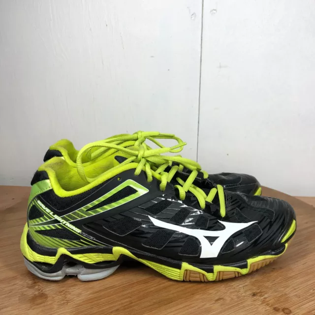MIZUNO WAVE MOMENTUM 3 Women s Court Shoes CCoral Black Bolt2