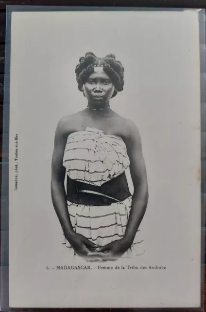 CP2 Ethnique Madagascar - Femme ANDRABE