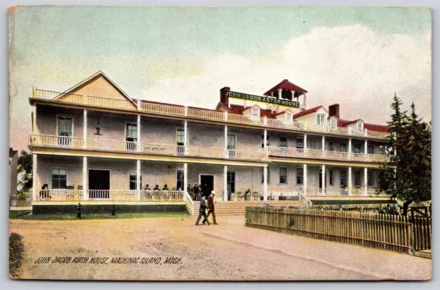 Postcard John Jacob Astor House, Mackinac Island, Michigan N192