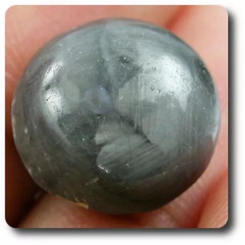 13.48 cts SAPHIR TRAPICHE GRIS. Mogok, Birmanie