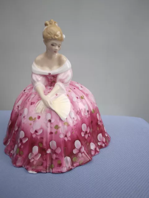 Royal Doulton Figurine - Victoria -  HN2471