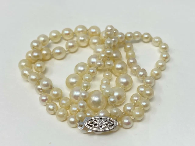 Beautiful Vintage Fine 14K White Gold Beaded Graduating White Pearl 18" Necklace