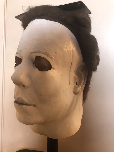 Michael Myers 1978 John Carpenter's Halloween TOTS Trick Or Treat Studios Mask
