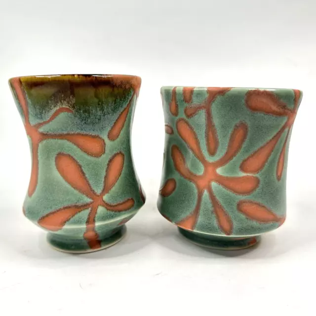 Art Pottery Pinch Mugs Cups Pair Coffee Tea Signed J J Turquoise Orange Abstract