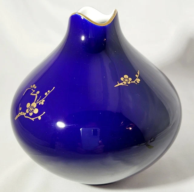 VINTAGE KOKURA WARE Cobalt Blue Vase With Gold Trim/Flower Branch 25.