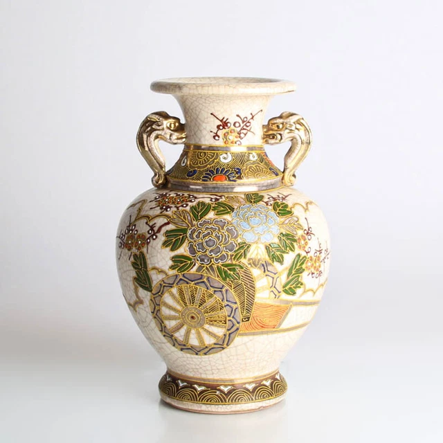 Japanese Ceramics Vase Rich Decorated 1900-1910 Dragon