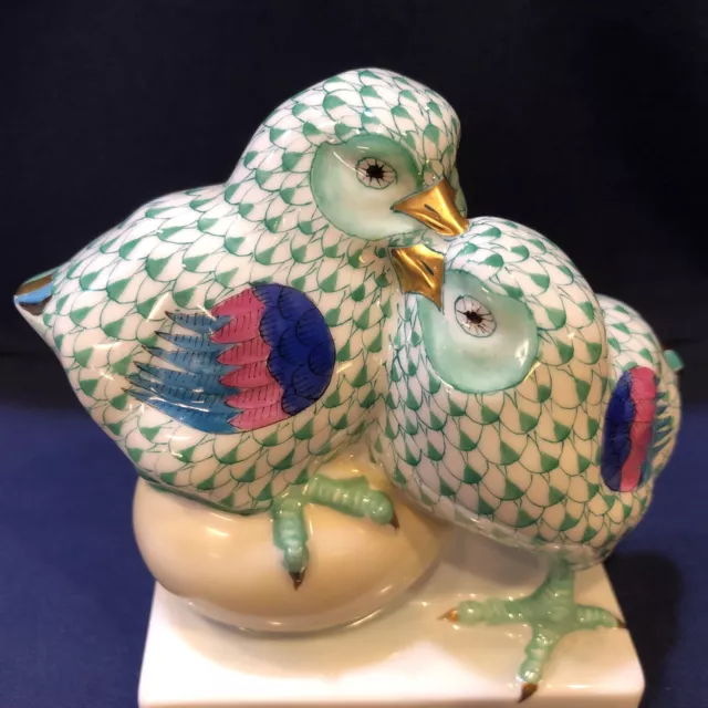 Herend Figurine - Pair of Chicks on Egg - Green Fishnet