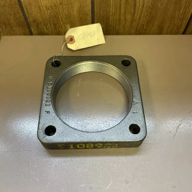 Detroit Diesel Flange For Exhaust Manifold 5108921 NOS