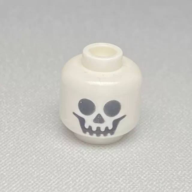 Lego Brand New White Minifigure Head Skull Castle Skeleton Standard Pattern #3