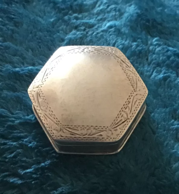 Vintage 925 Sterling Silver Small Hexagonal Engraved Pill Box