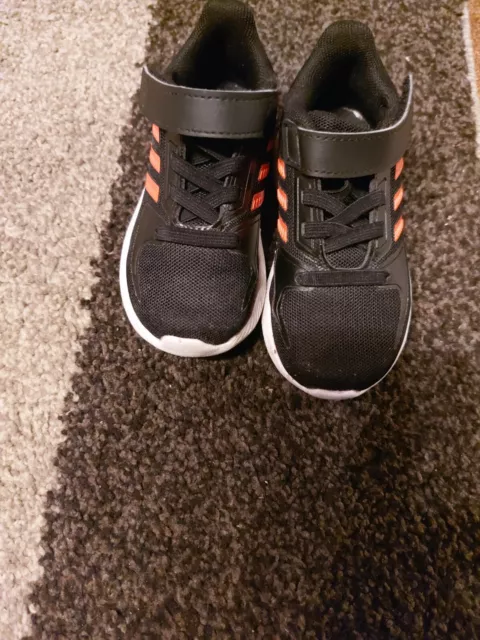 Baby Sportschuh Größe 23 Adidas!