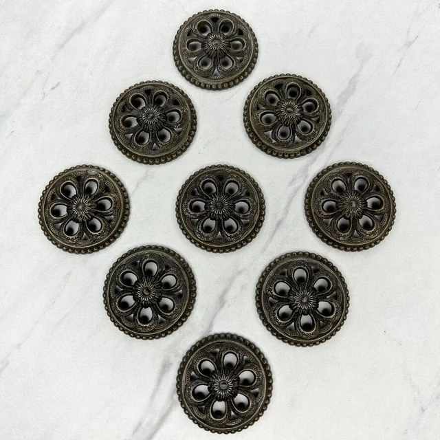 Juego de 9 conchos de cinturón trasero abierto floral con flores
