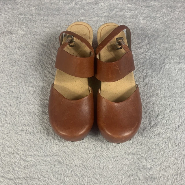 DANSKO WOMENS SIZE 40 9.5 10 Thea Sand Full Grain Leather Clogs