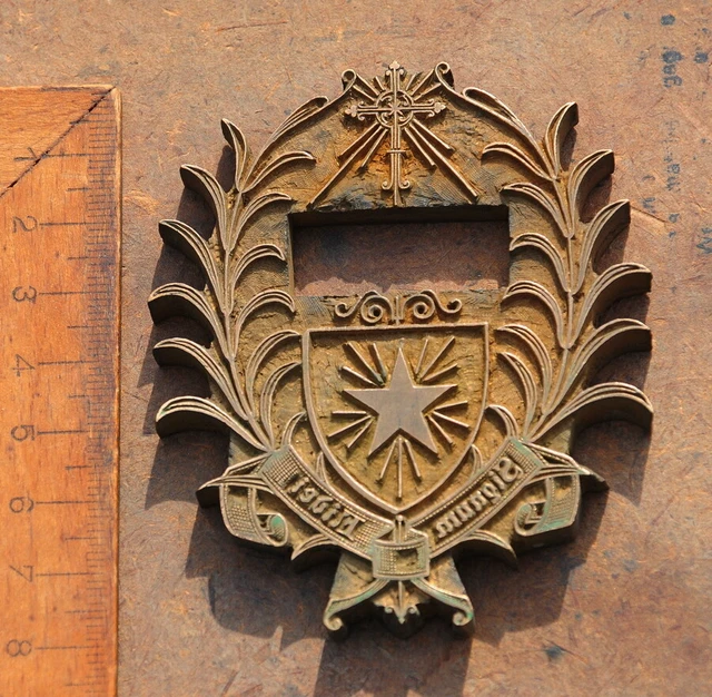 Wappen Messingornament Zierornament Messing Buchbinden Jugendstil Ornament ~..