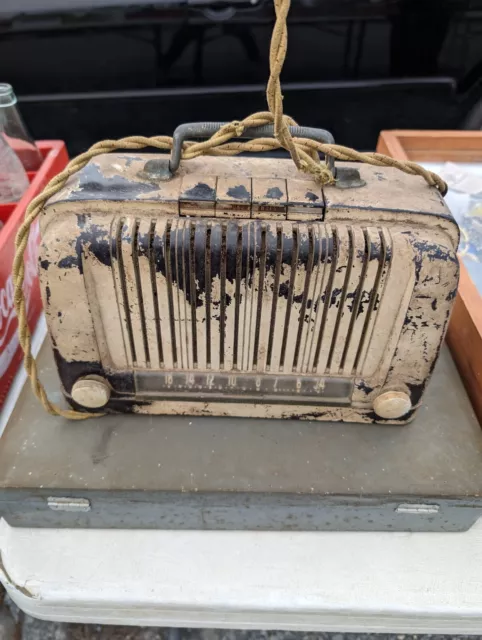 Silvertone Table Model Radio