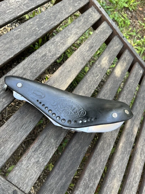 Selle vtt cuir - Le vélo en image