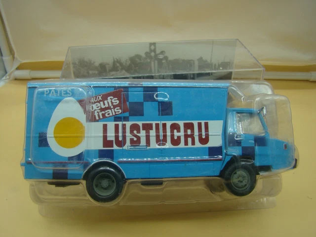 BERLIET Le Car Stradair 20 Long RS 612 1965 - Collect World