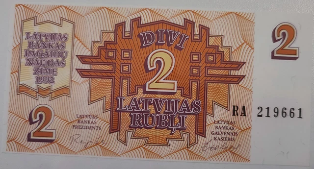 LATVIA 2 Rubli Divi Latvijas Rubli banknote 1992