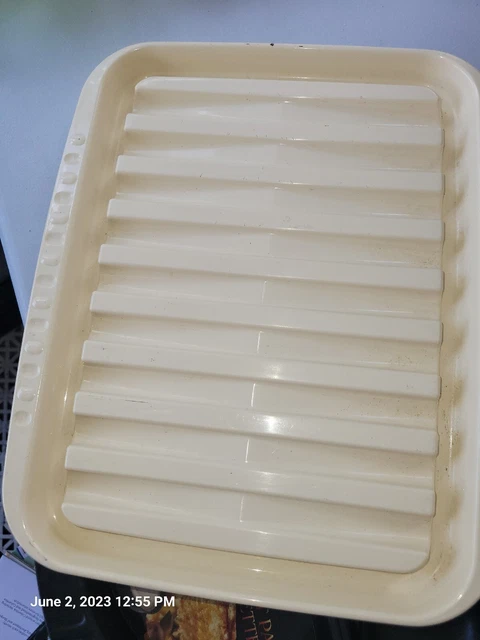 Bacon cooker tray pan  & Rosting pan for microwave by Tupperware
