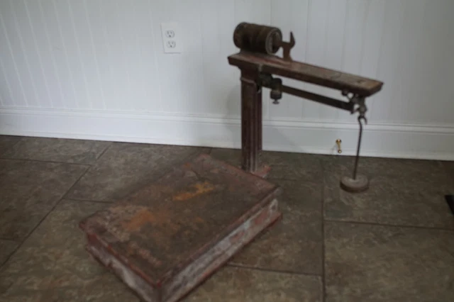 Vintage Howe Platform Scale Rutland Vermont, No. 11, In Working Condition