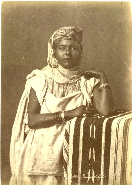 Tirage Albuminé Vintage Algérie 1882 - Gourbi Kabyle, Format 10x15 Cm, Original