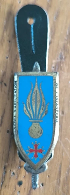 Ecole d'Application d'Infanterie, AUVOURS, ajouré - Insignes - Pucelles
