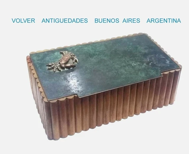 Interesante caja de tabaco de madera y latón vintage Cangrejo de cáncer en...