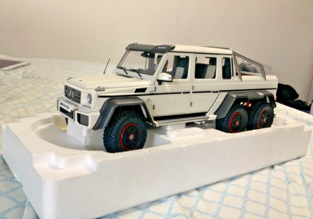AUTOART 1:18 MERCEDES-BENZ CL55 AMG F1 Limited Edition