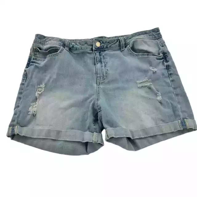 Jennifer Lopez Size 14 Light Wash Boyfriend Distressed Rolled Cuff Jean Shorts