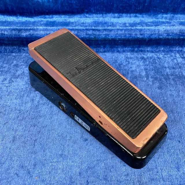 Dunlop Joe Bonamassa Signature Cry Baby Wah Guitar Effect Pedal