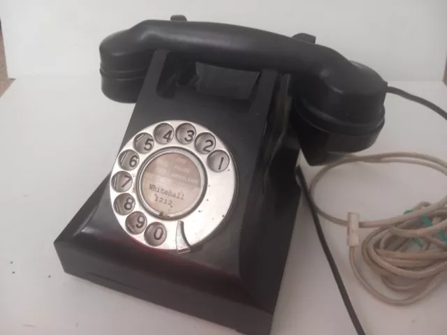 Old Telephone Bakelite / type Telephone./ .....spares .. See Description