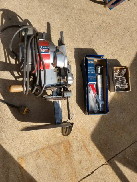 Eastman Ultronic Class 625 Fabric Cutting Machine 8"  Extras FOR PARTS