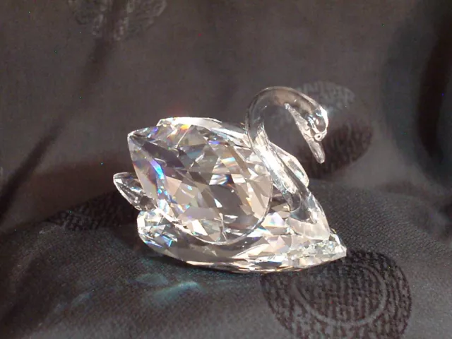 Swarovski crystal figurine Large Swan 3 Inch MINT Condition NO BOX