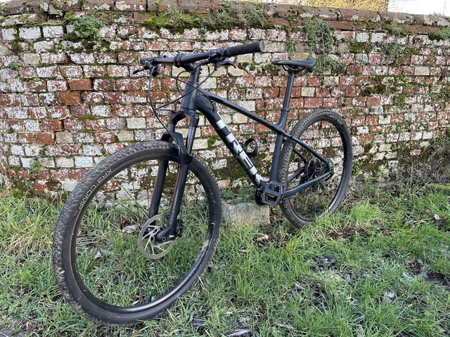 Trek x caliber 9 vs specialized chisel online