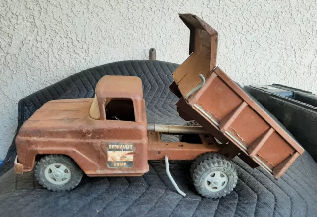 Vintage Tonka Hydraulic Dump Truck Pressed Steel 1950's/60's Copper/Red, As Is.