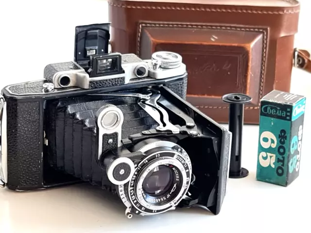 Moskva-4 + Industar-23 4.5/11cm, 6x9 Medium Format Rangefinder Folding Camera!