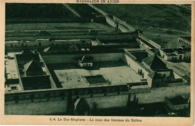 CPA AK Le Dar Maghzen - La cour des femmes du Sultan MAROC (797188)