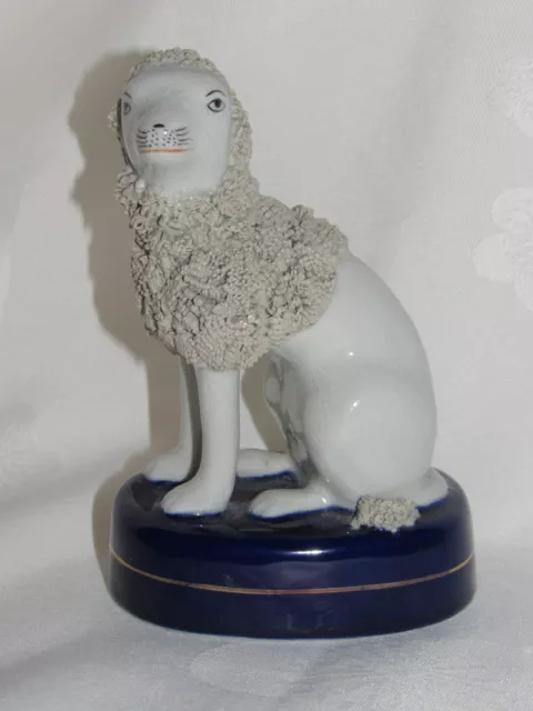 11B39 Ancienne Statuette  Figurine Animalière Chien Caniche Porcelaine Chine