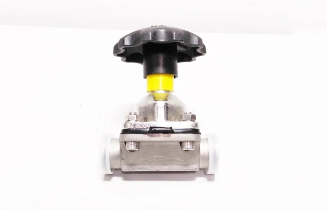 Saunders G24-W1S1-01-E Diaphragm Valve Manual Stainless Tri-clamp 1-1/2in