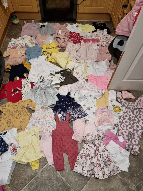 Enorme Pacchetto Di Vestiti Per Bambine 3-6 Mesi