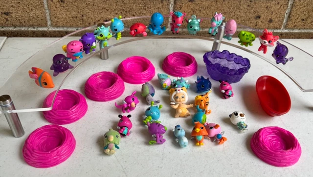Lot of Hatchimals Colleggtibles 32 Assorted Mini Figures & accessories