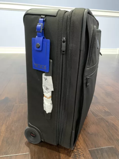 Tumi Continental Expandable Alpha 2 22" Carry On 2 Wheeled Luggage - Black...