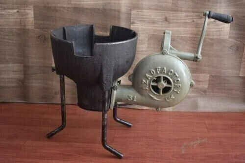 Stile Vintage Carbone Forge Fornace Blacksmith's Con Mano Soffiatore per Forging